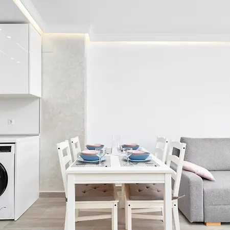 Beachside Bliss Apartment *
